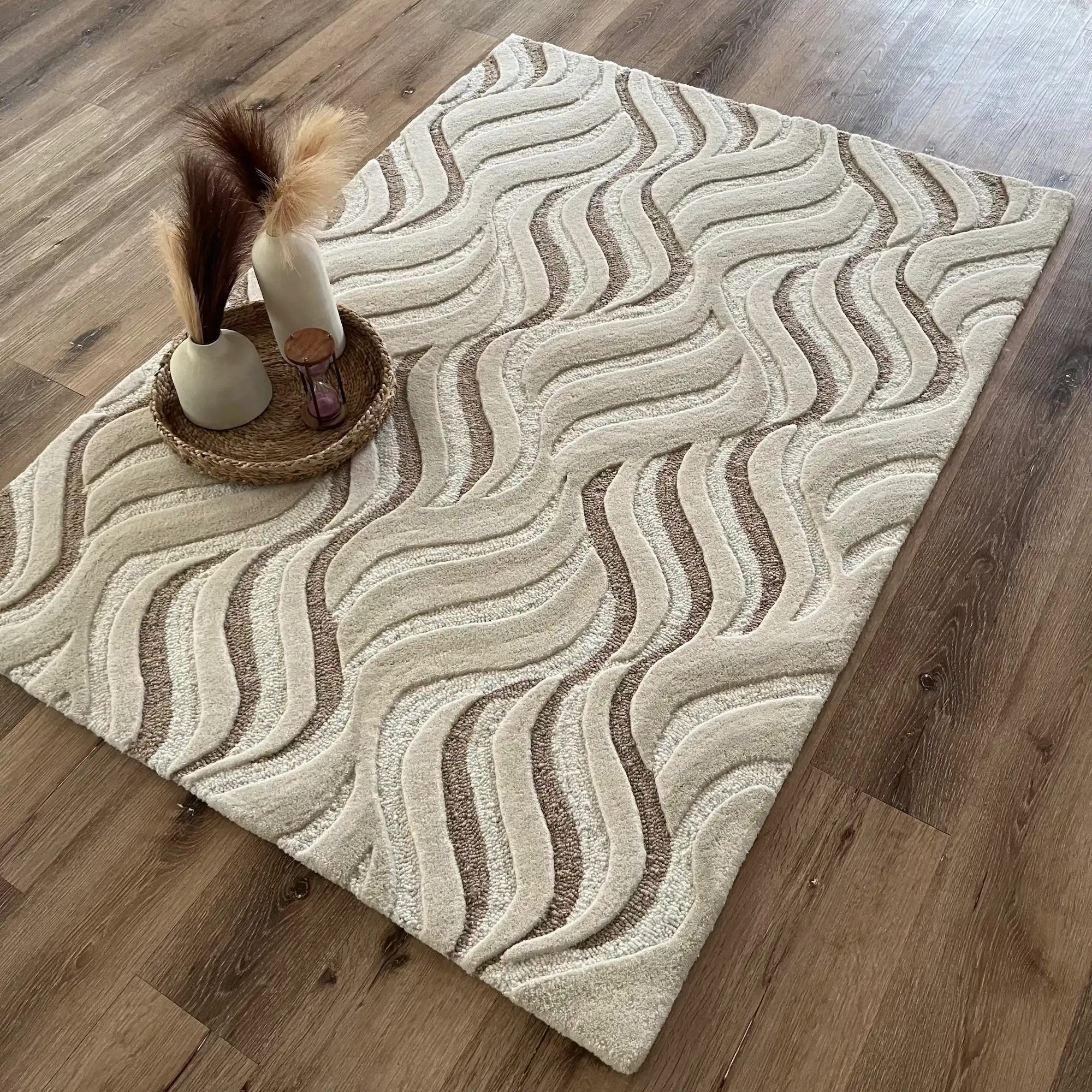 Finn, 100% New Zealand Wool Pile, Artistic and Thick Hand Tufted Area Rug