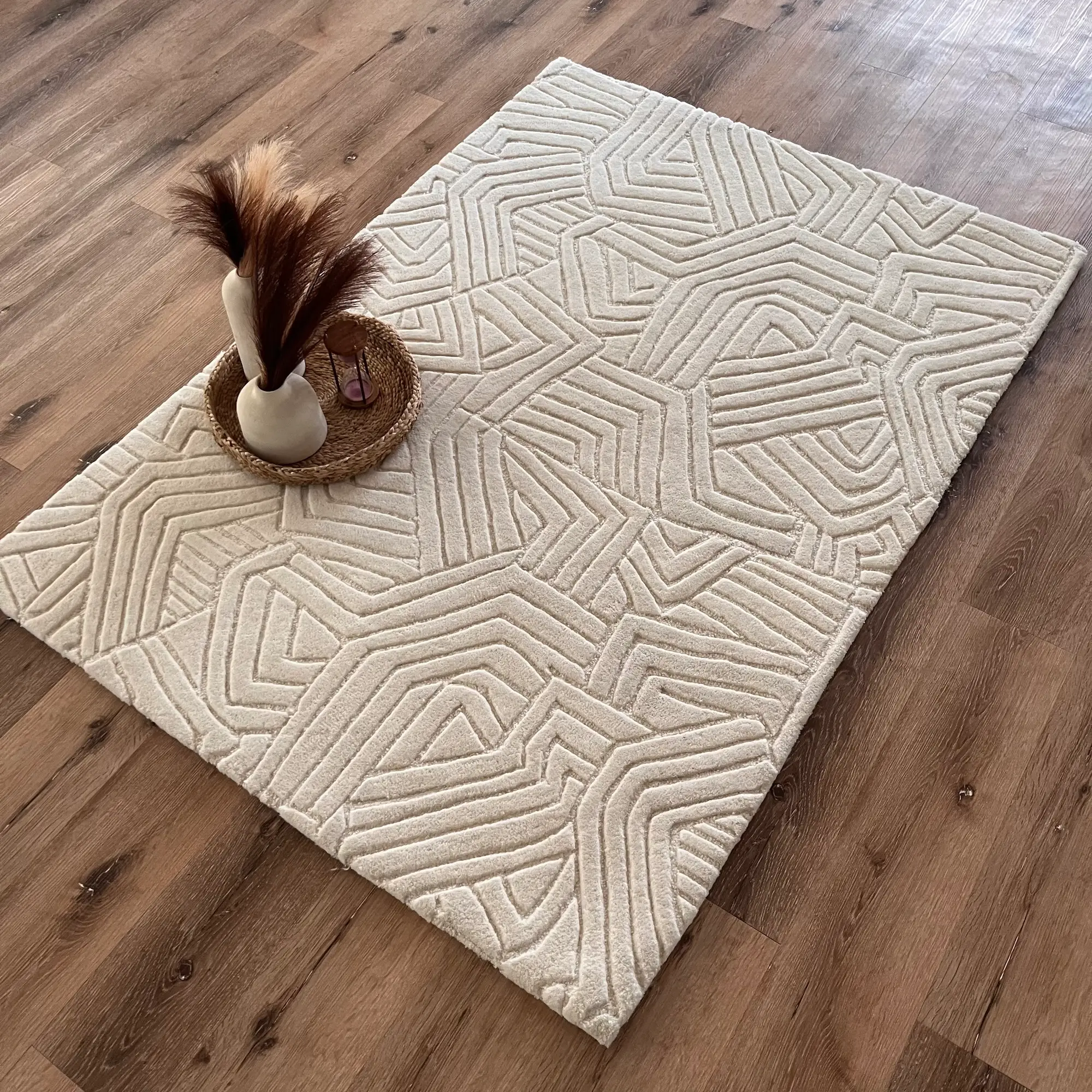 Felix, 100% New Zealand Wool Pile, Artistic and Thick Hand Tufted Area Rug